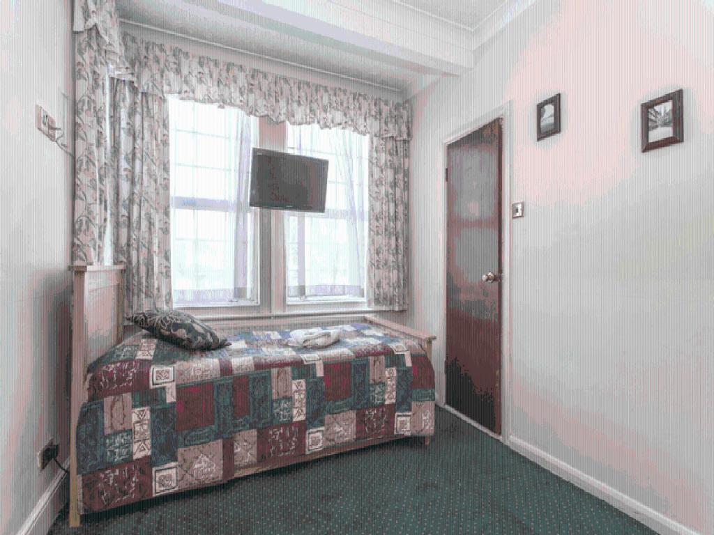 Oyo Ridgeway Hotel Chingford Pokoj fotografie